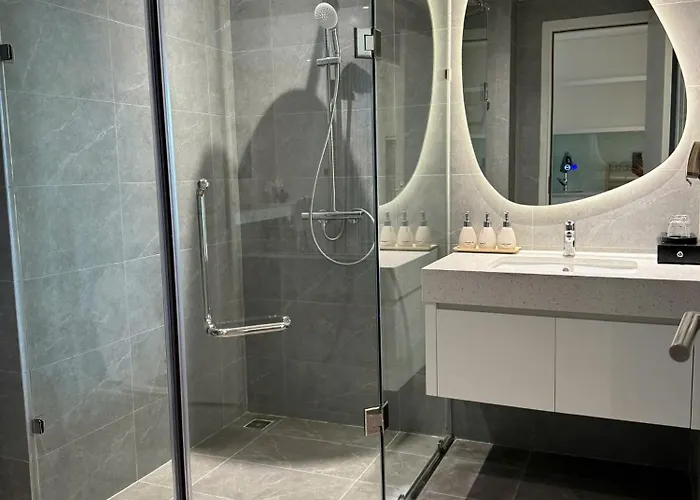 Apartamento High-rise With Ocean View At The Ha Long